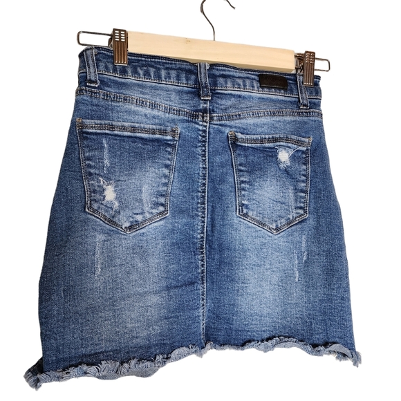 Black Label C'est toi stretch denim distressed mini skirt. Size small. - Picture 16 of 16